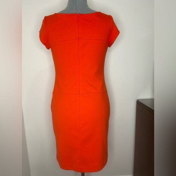 BANANA REPUBLIC - Cap-Sleeve Ponte Sheath Dress Size 6P - Picture 2 of 10